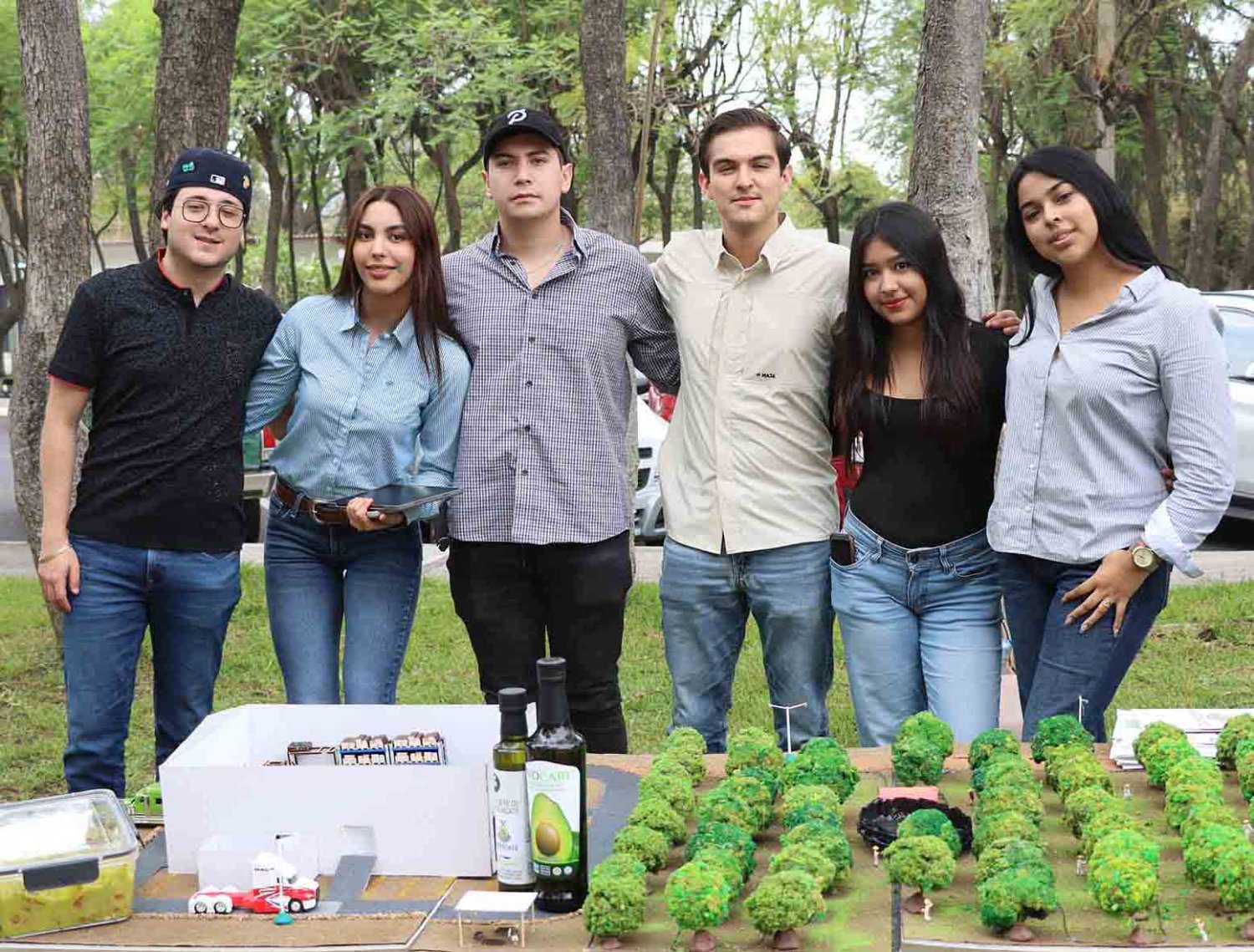 los alumnos de ing empresarial agropecuario mostraron sus proyectos