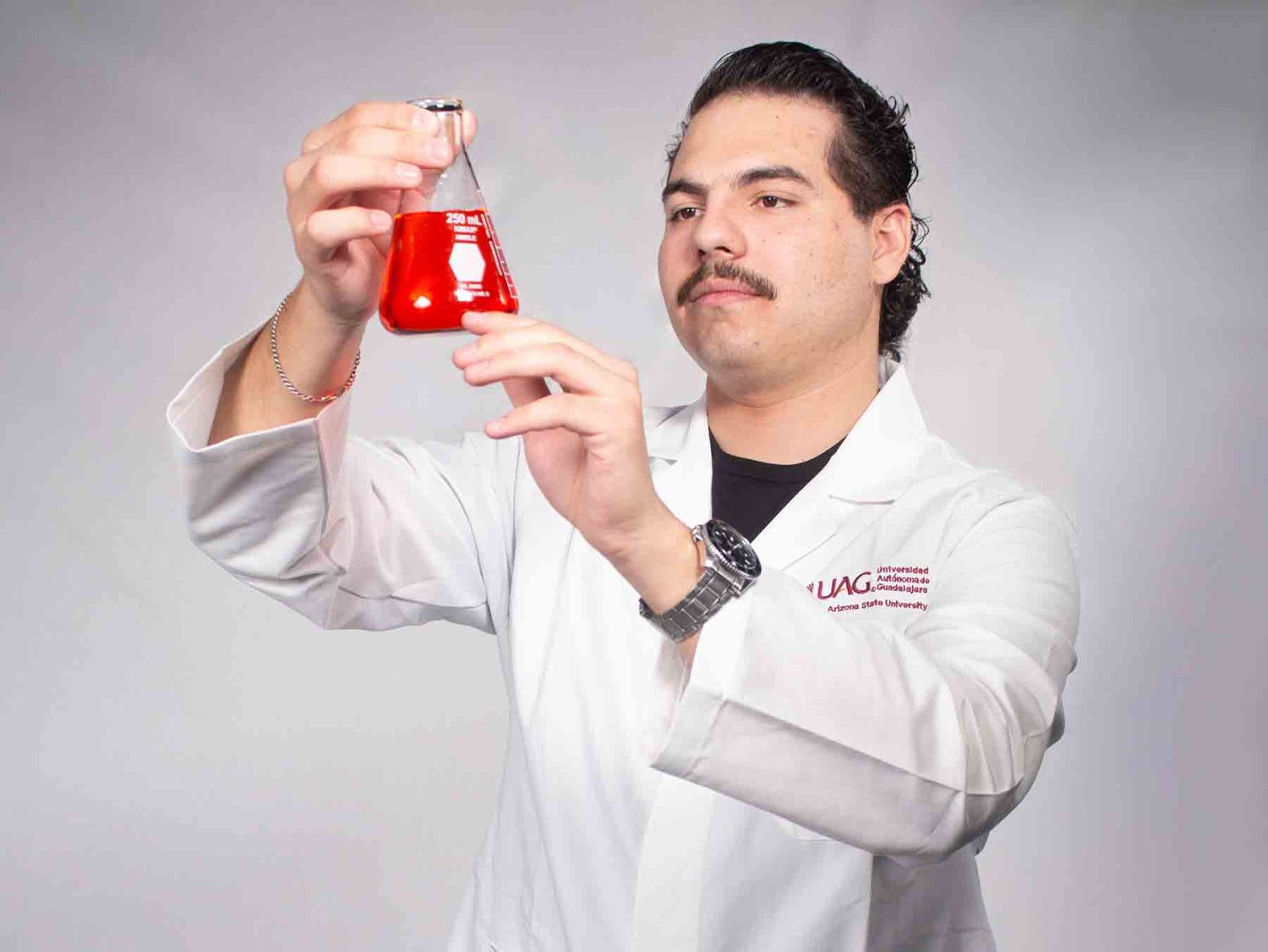 que hace un ingeniero quimico