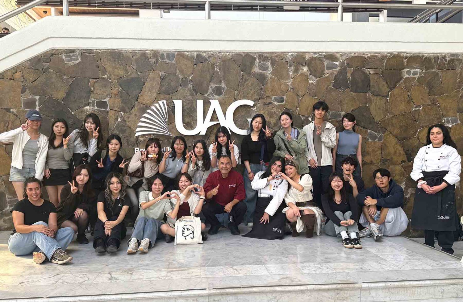 los alumnos vinieron a la uag para aprender espanol