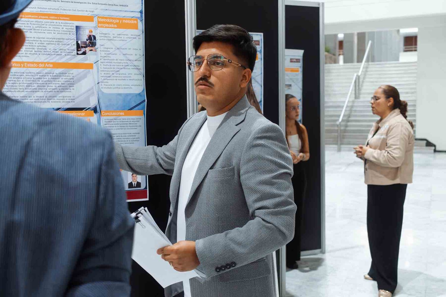 alumnos de la maestira en arquitectura construccion y planeacion sustentable presentaron sus proyectos