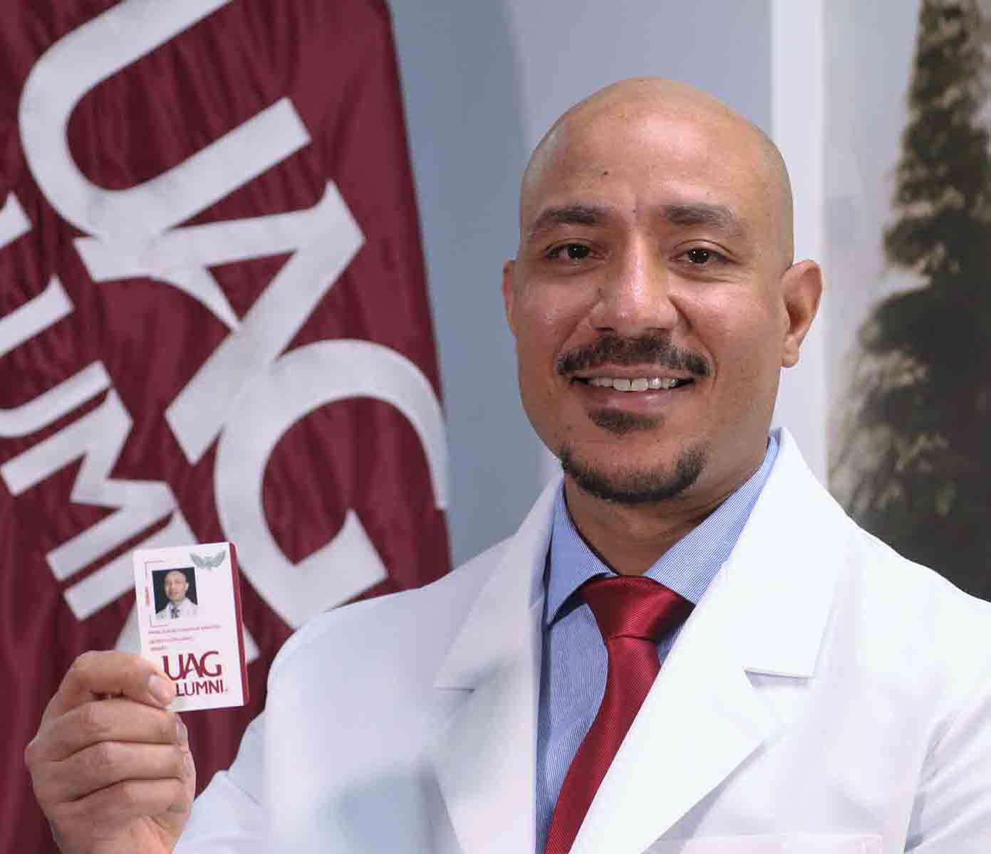 el dr pavel alexei chisholm egreso de la uag en el 2004