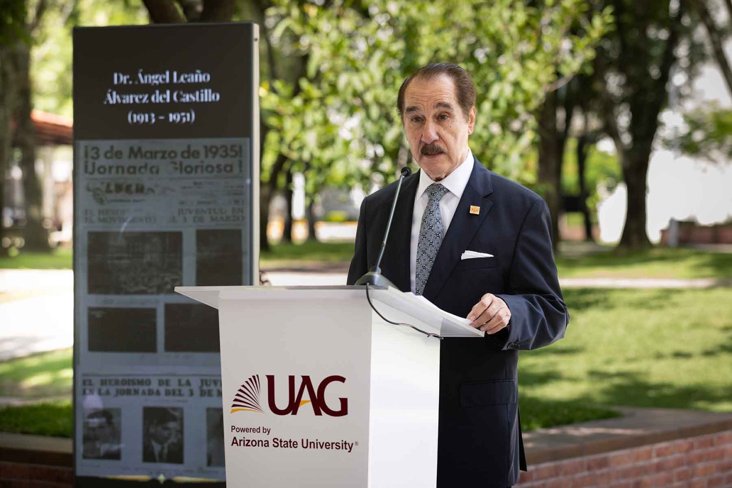 el lic antonio leano reyes destaco el legado del dr angel leano