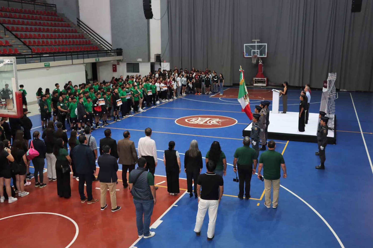 La inauguración se realizó en el Gimnasio Universitario de la UAG