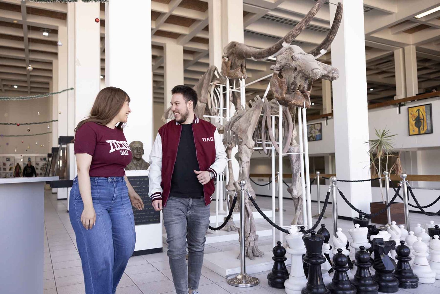 uag de las 10 del unviersal