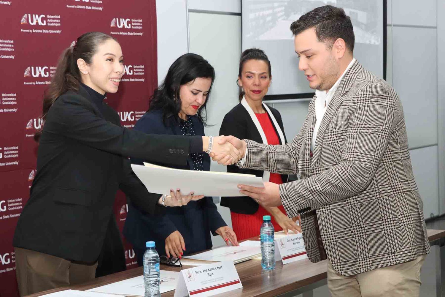 la ceremo ia de clausura se realizo en el campus internacional de la uag