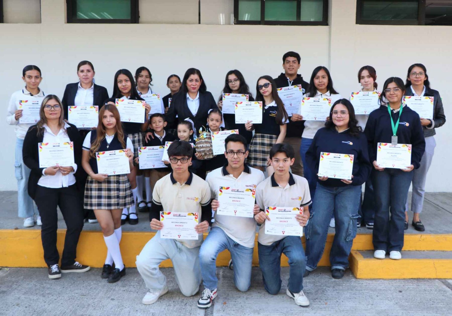 alumnos de la escuela antonio caso zapopan que destacaron en infomatrix 2026