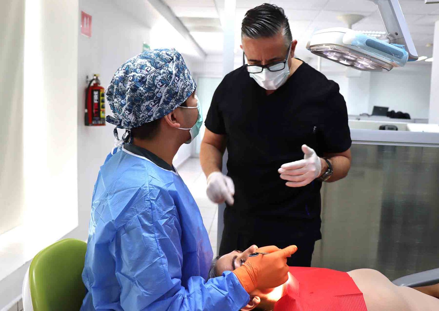 la especialidad en ortodoncia de la uag integra teconologia y practica clinica