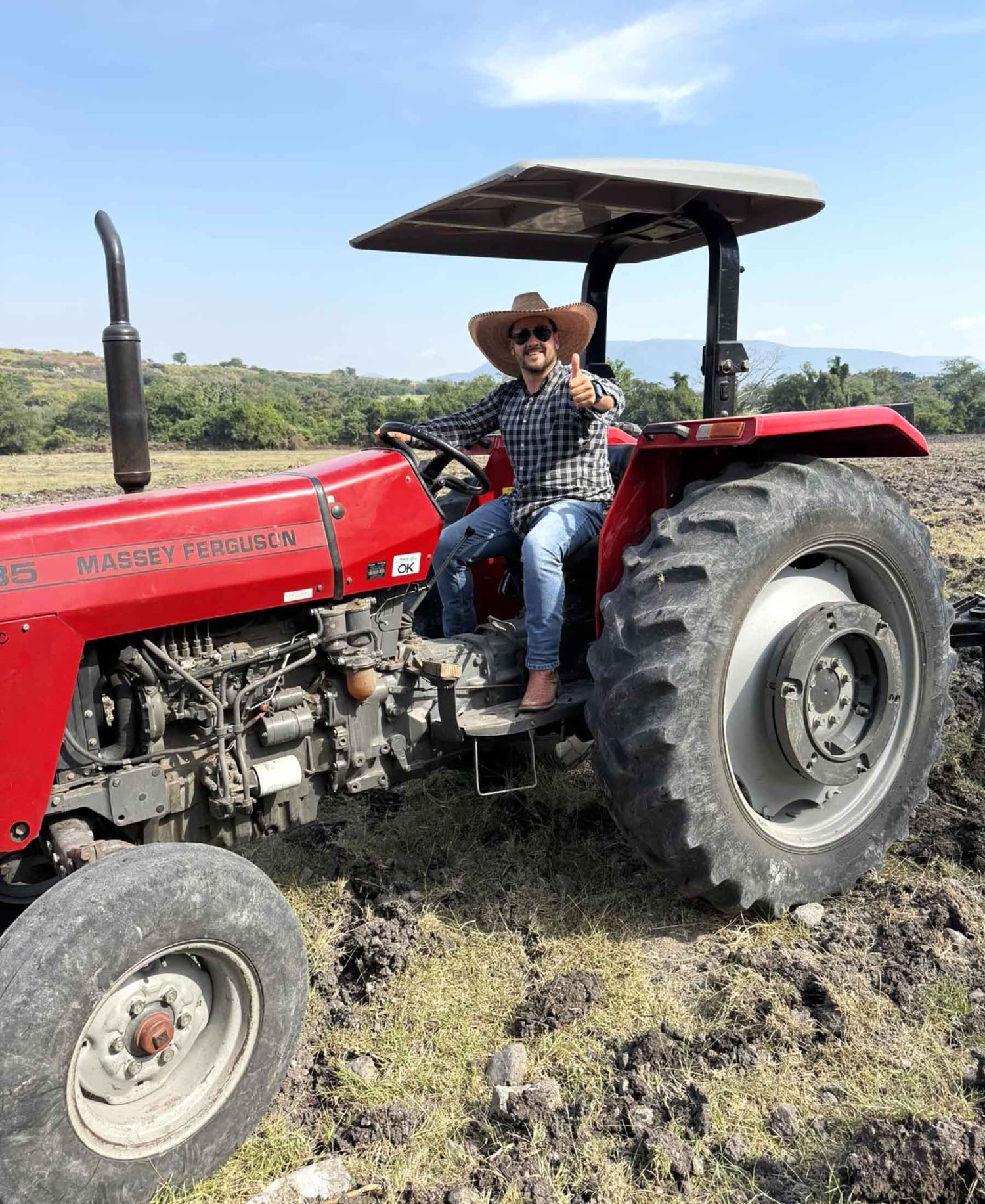 el uag alumni es un apasionado del campo