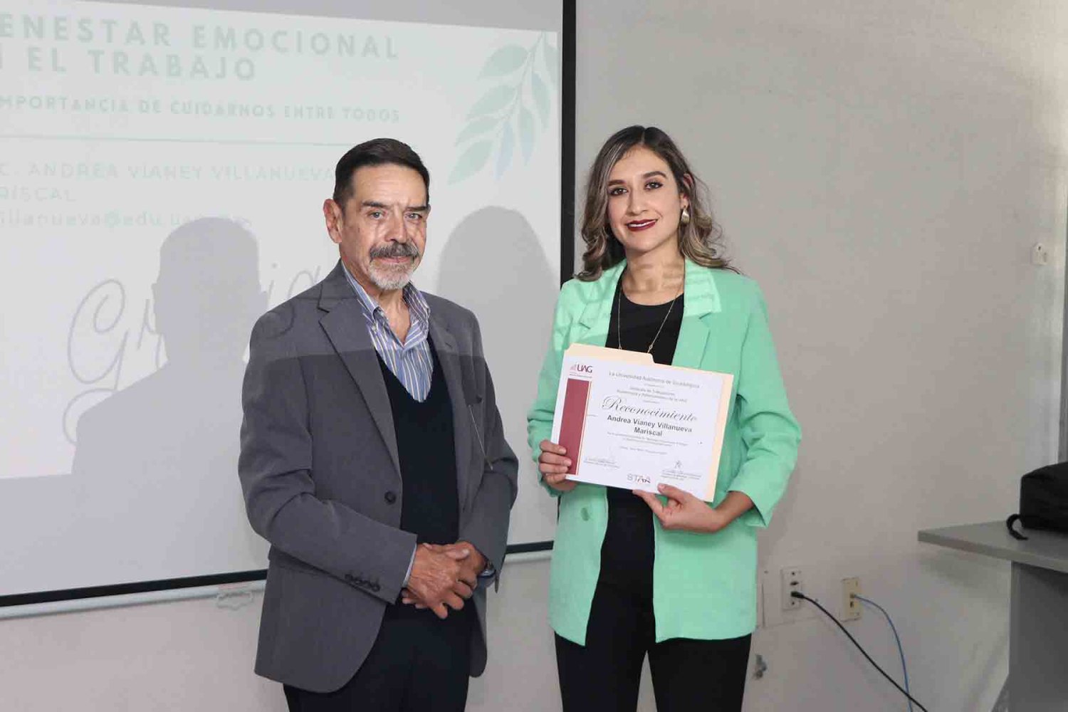 la conferecia fue organizada por el sindicato de trabajadores academicos y administrativos de la uag