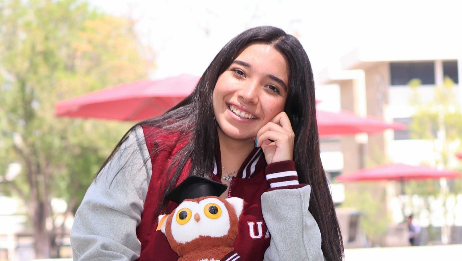 alumna de negocios de la moda realizara practicas en el fashion week de paris