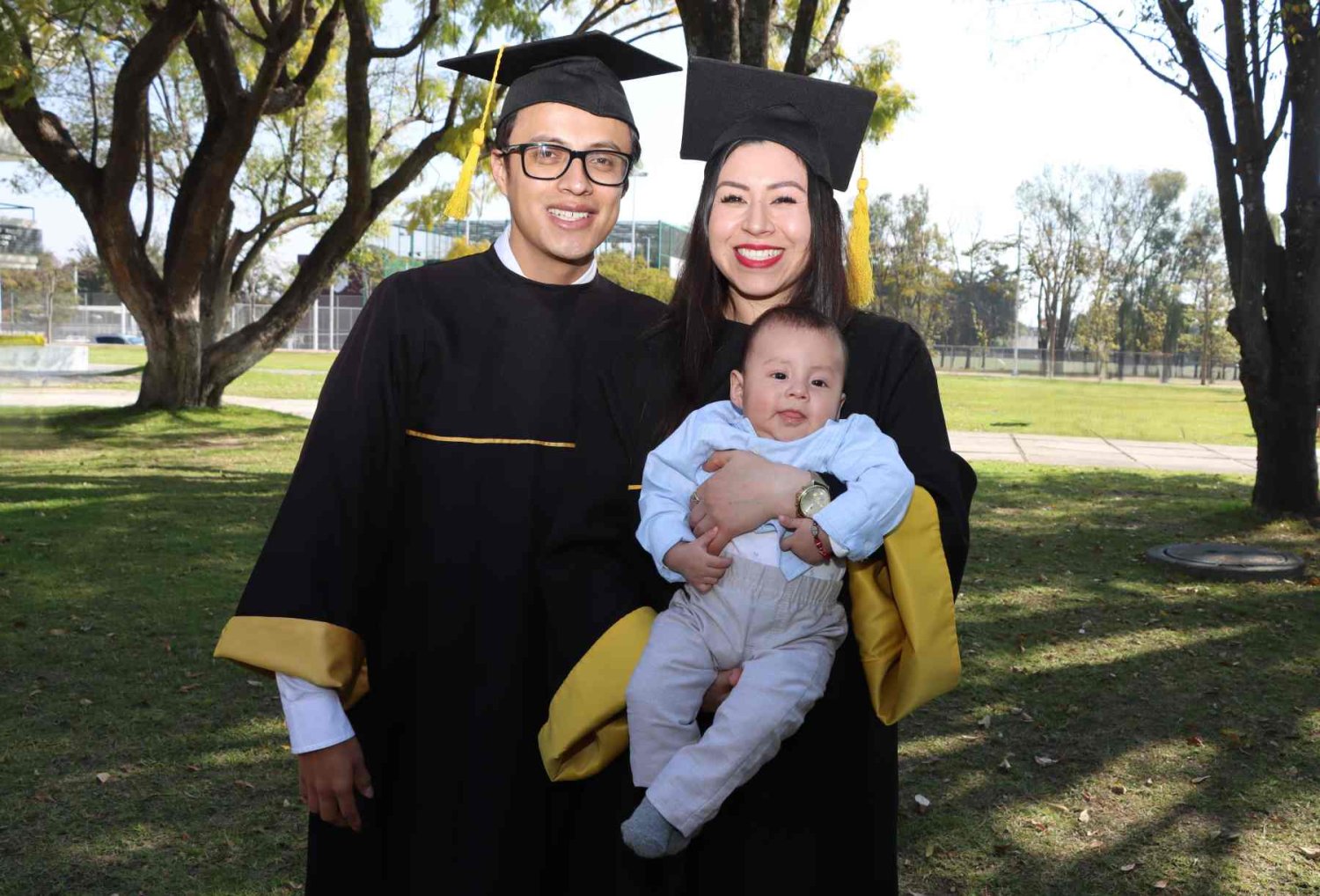 uag online permitio que ana eli y antonio crecer profesionalmente y atender a su pequeno hijo