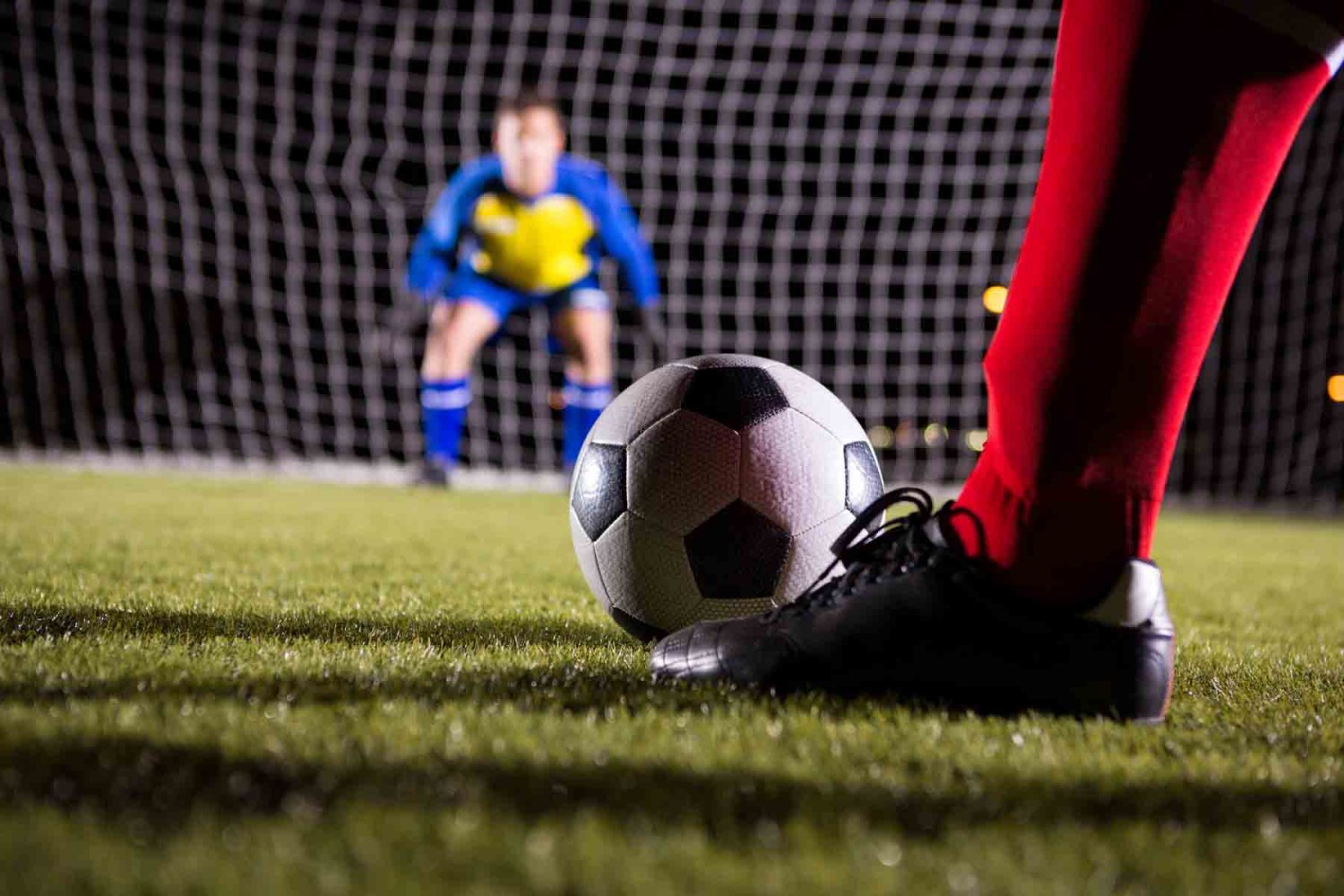 el futbol no solo es un deporte es una realidad compleja y total
