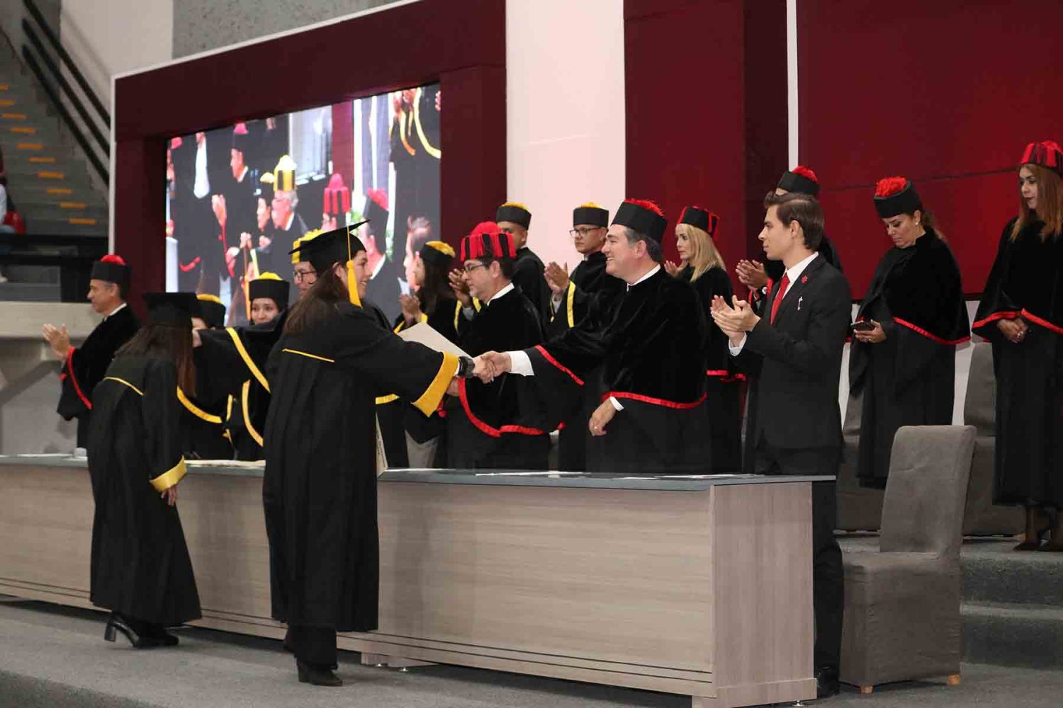 este es un importante logro para su vida profesional