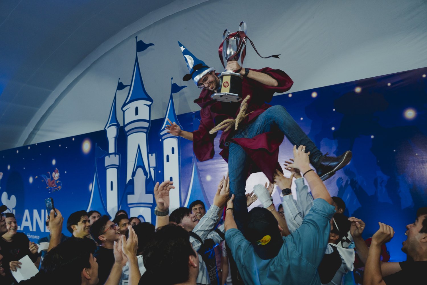 ing gustavo campa egresado de la uag y director de computerland