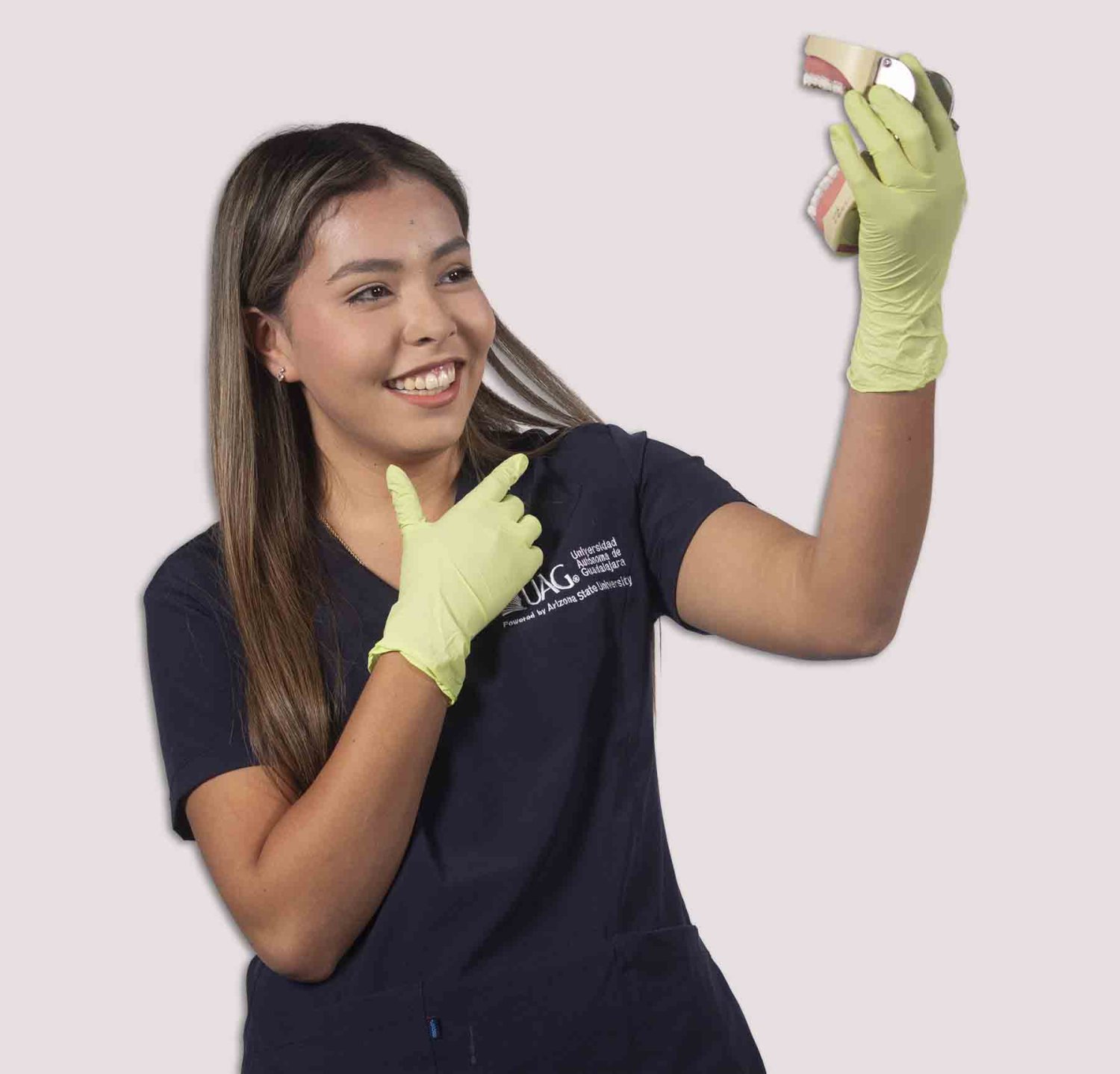 cirujano dentista universidades