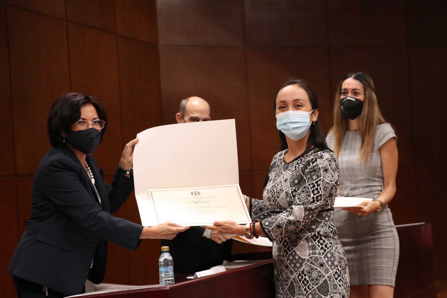 Culminan diplomados y se titulan de posgrados en la UAG | UAG Media Hub