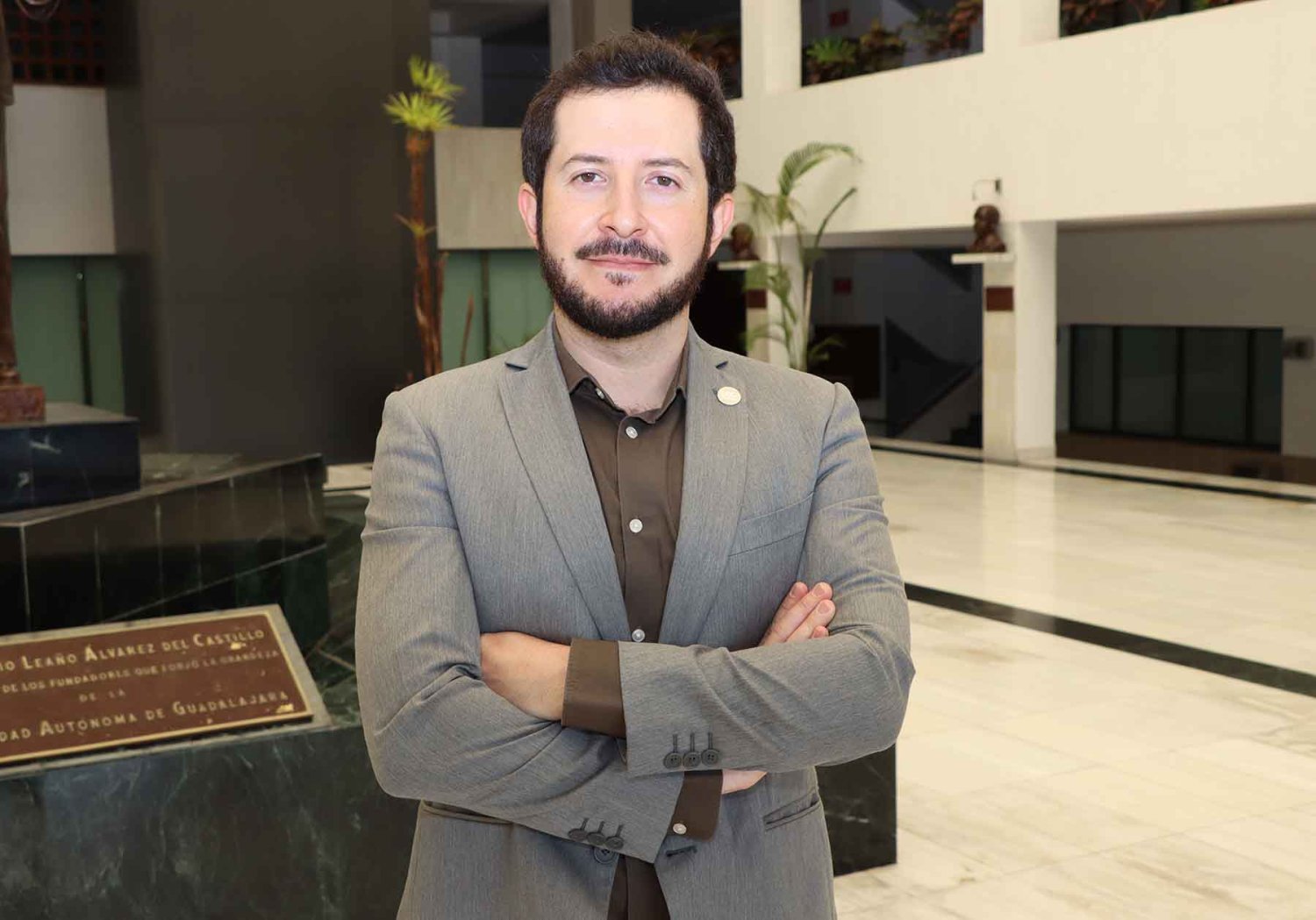 para el uag alumni su paso por la uag fue determinante para desarrollar la disciplina la responsabilidad y el trato humano hacia el paciente