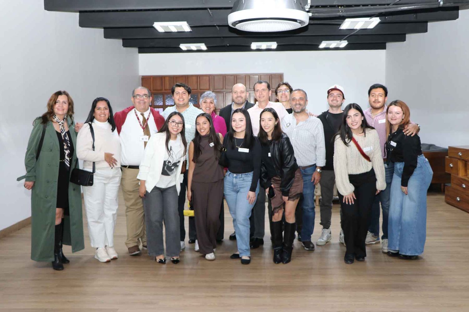 Egresados de la Lic. en Mercadotecnia buscan formar su Capítulo UAG Alumni