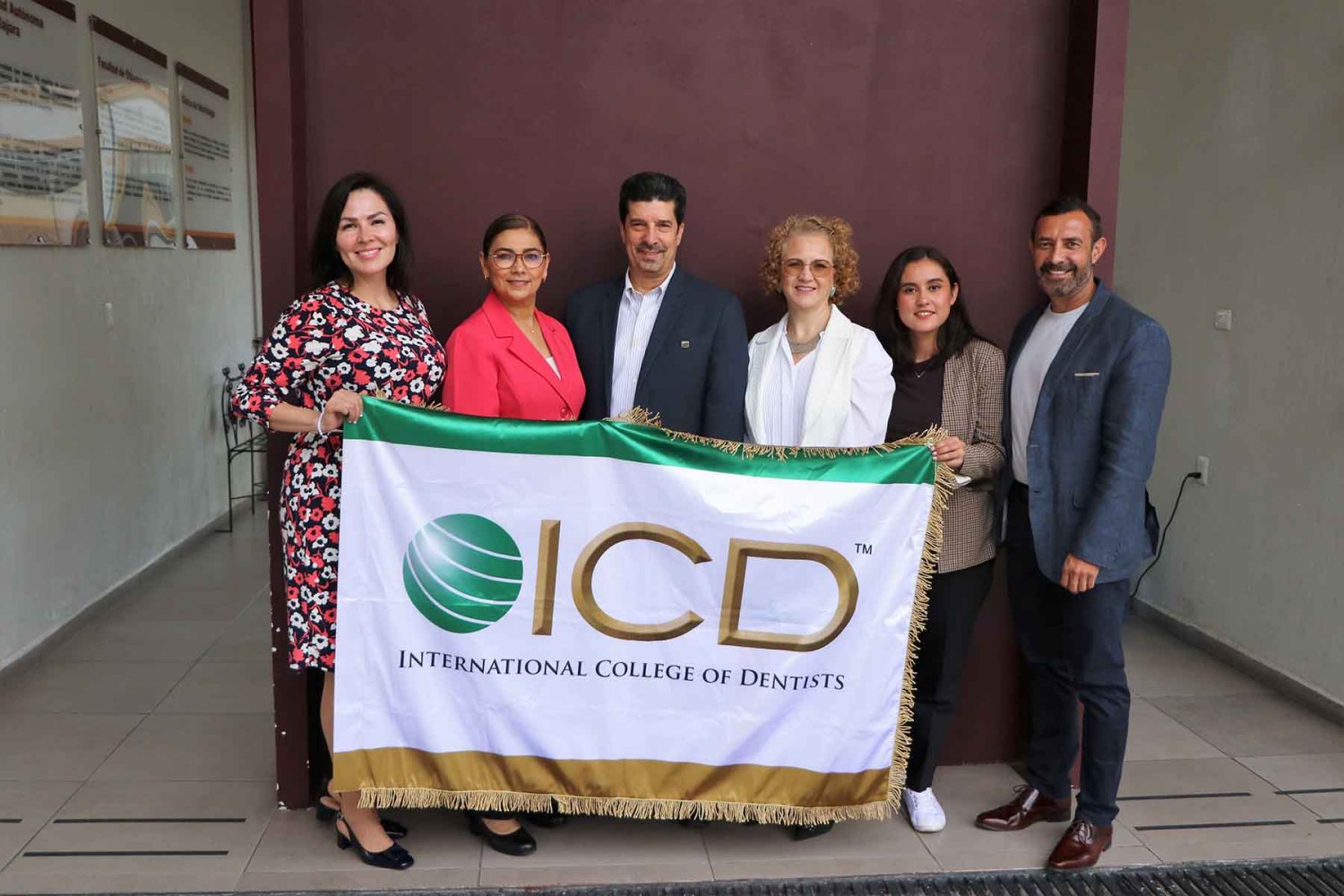 el evento se realizo en colaboracion con el international college of dentist