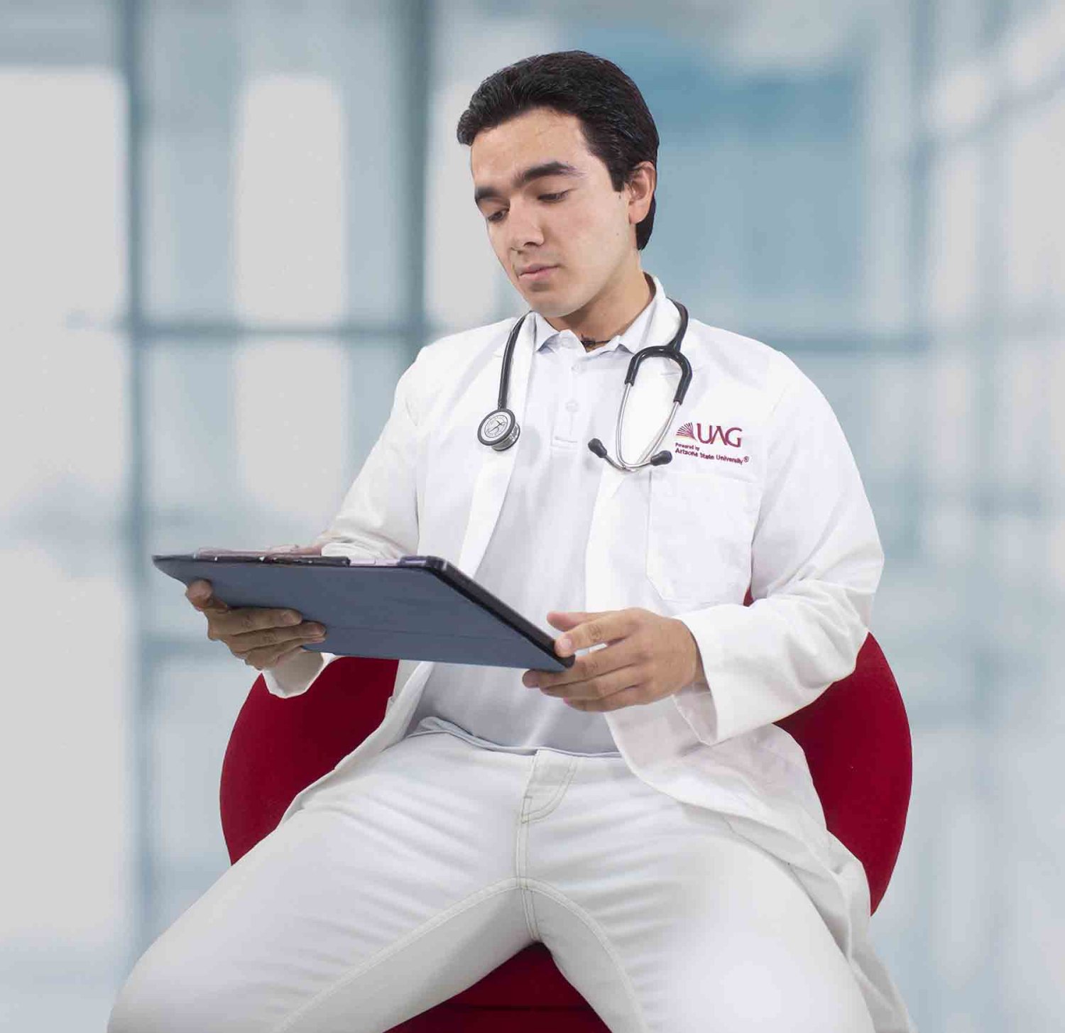 donde puede trabajar un medico