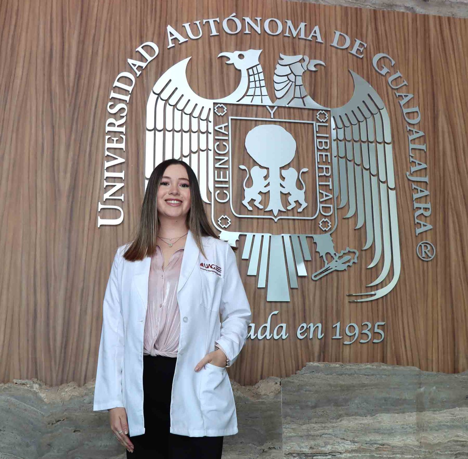 por su interés julieta fue a un instituto