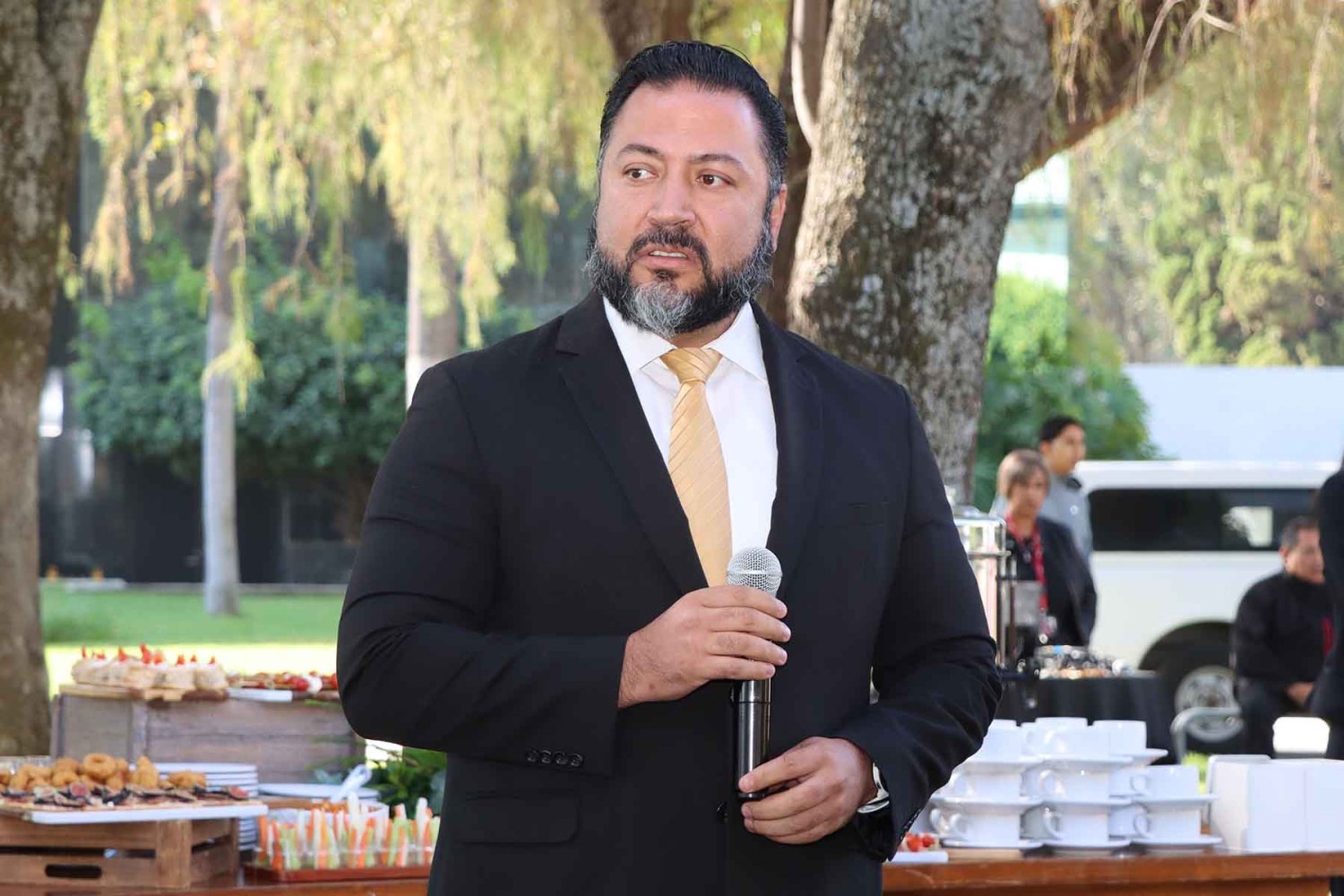 doctor francisco javier guardado decano de programas en linea uag