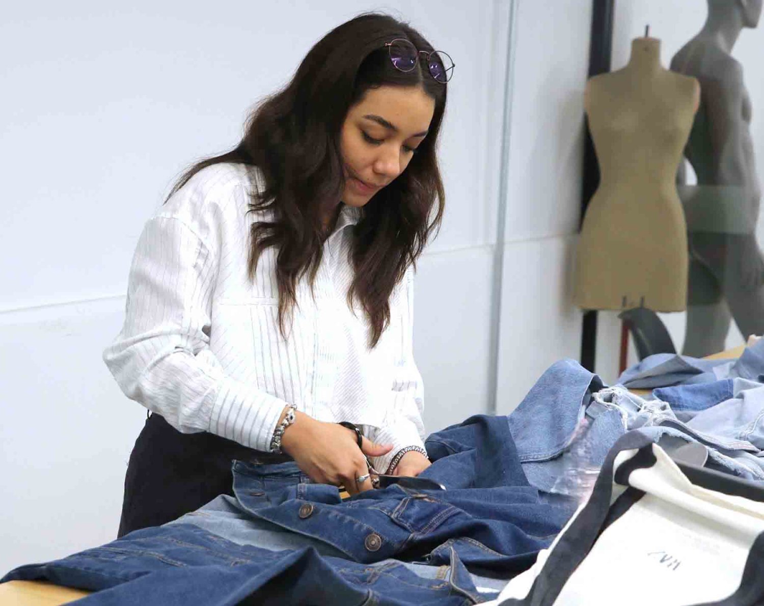 la uag cuenta con laboratorios especializados para la carrera