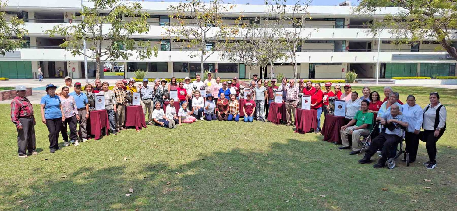 jubilados de la uag disfrutaron del evento organizado por la direccion de asistencia social