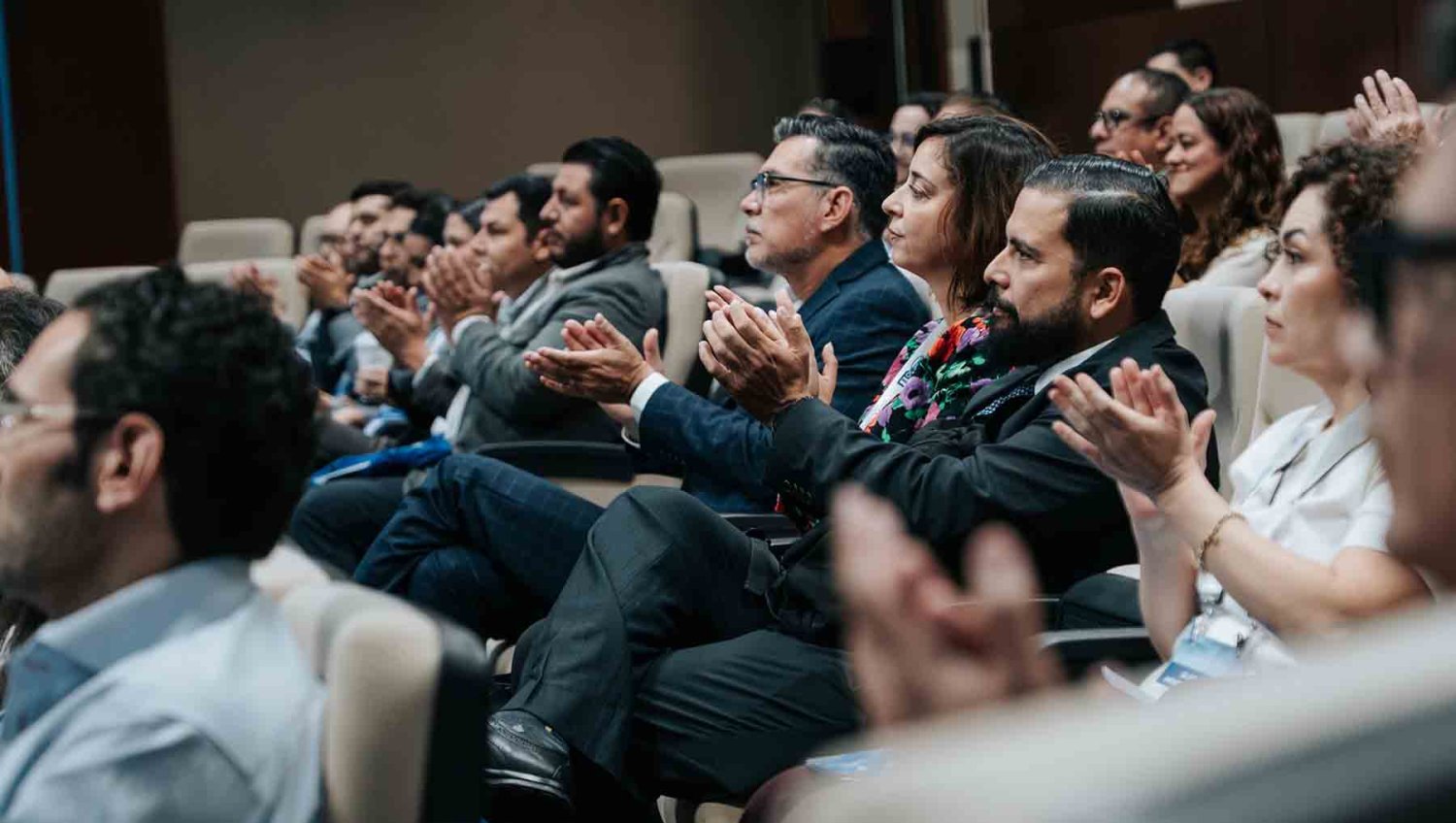 la uag recibio a especialistas nacionales e internacionales para analizar el presente y futuro