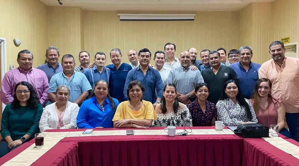 presentan proyecto de uag alumni ahora en tapachula