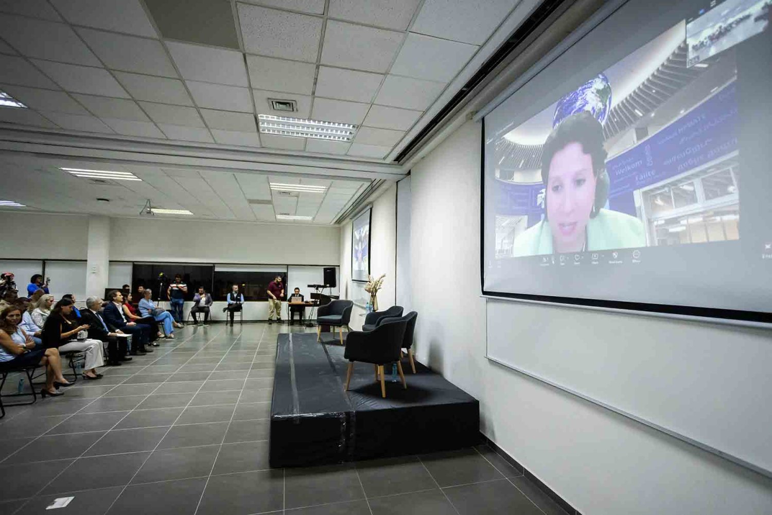 La Dra. Charla Griffy-Brown, habló de la Inteligencia Artificial aplicada al liderazgo