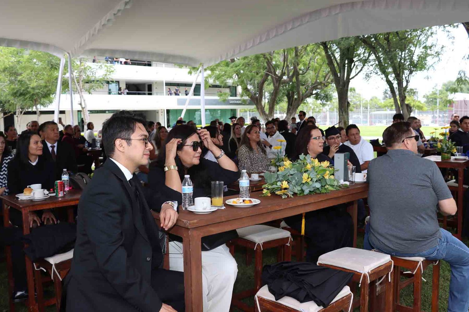 la comunidad de uag online celebro a una nueva generacion de profesionales que concluyo su formacion academica