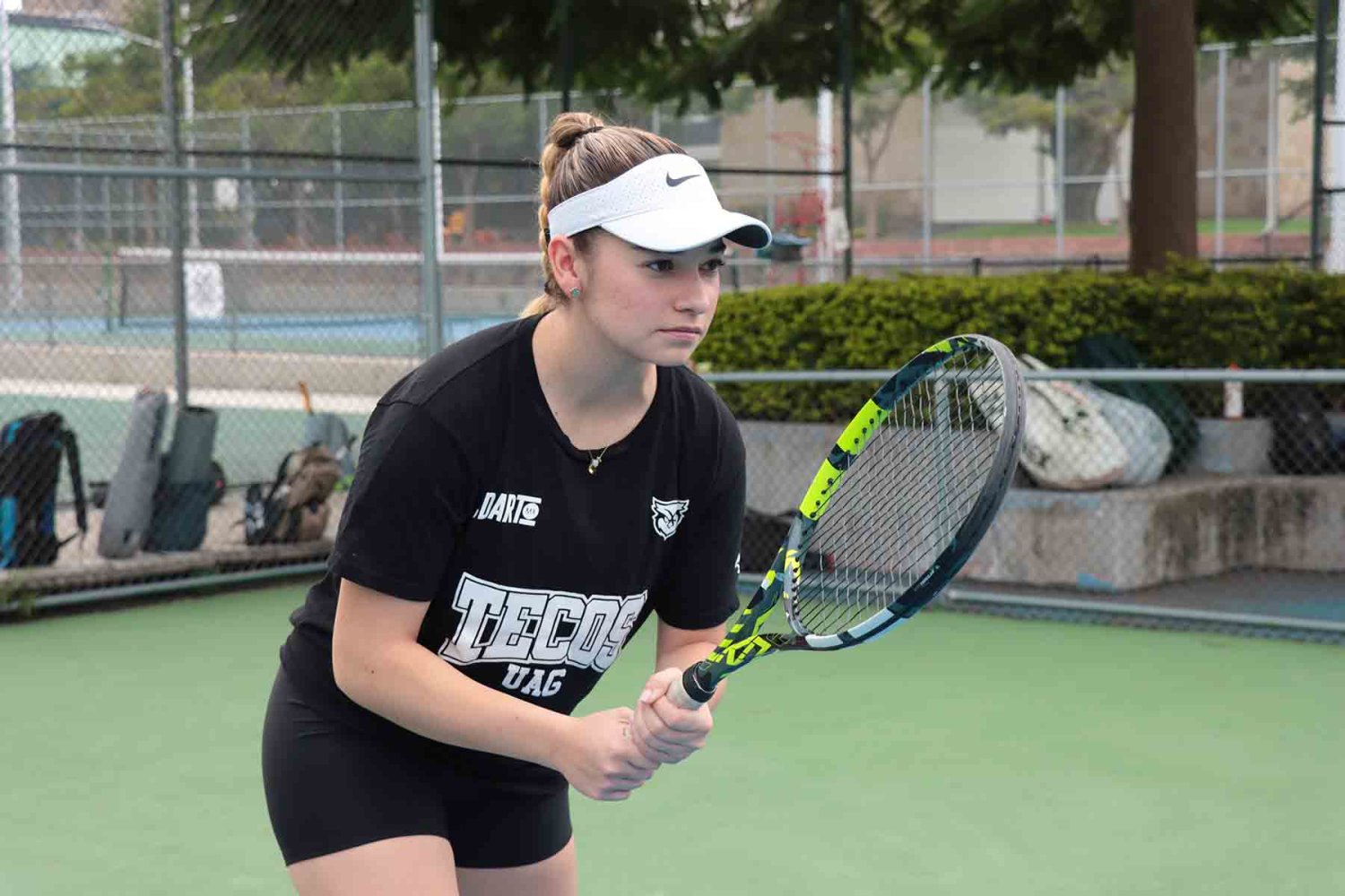 la estudiante forma parte del centro de desarrollo y alto rendimiento de tenis que tiene su sede en la uag