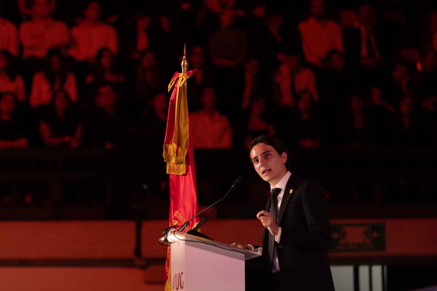 carlos esparaza president de la fej