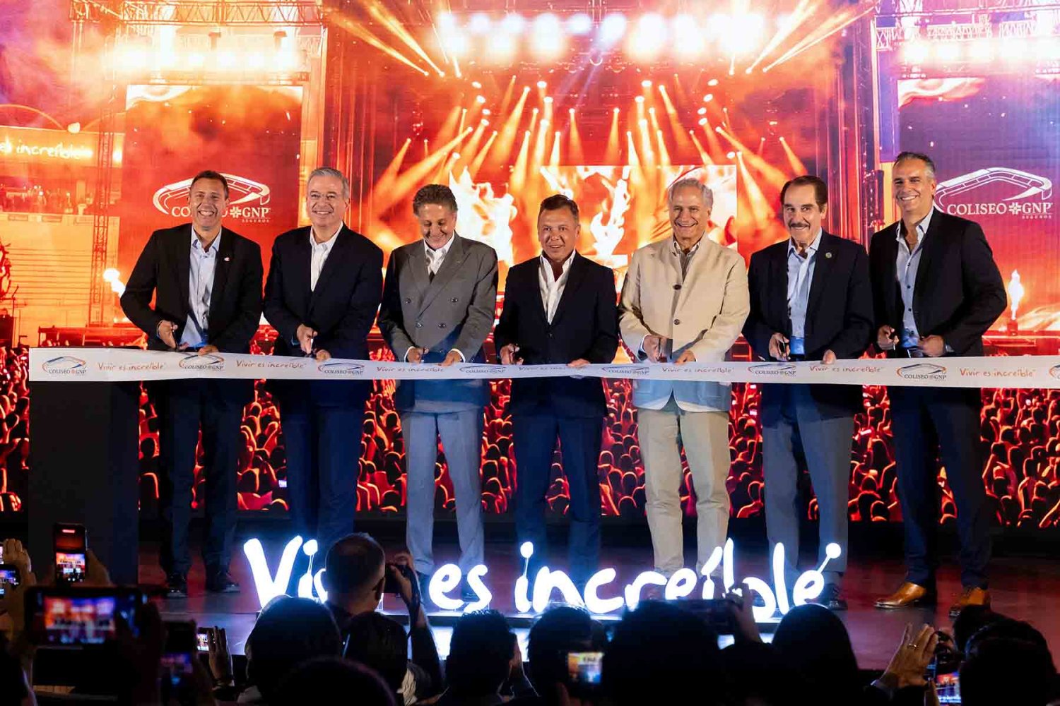 autoridades inauguraron el coliseo gnp seguros