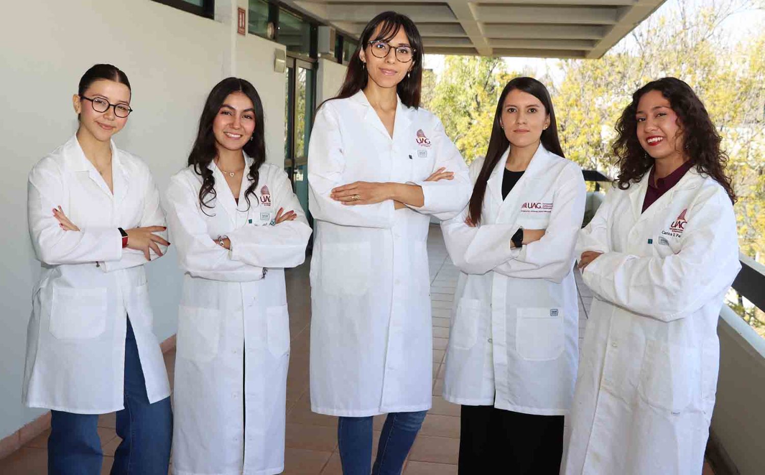 investigadoras egresadas y estudiantes reflejan el creciente liderazgo femenino en la ciencia