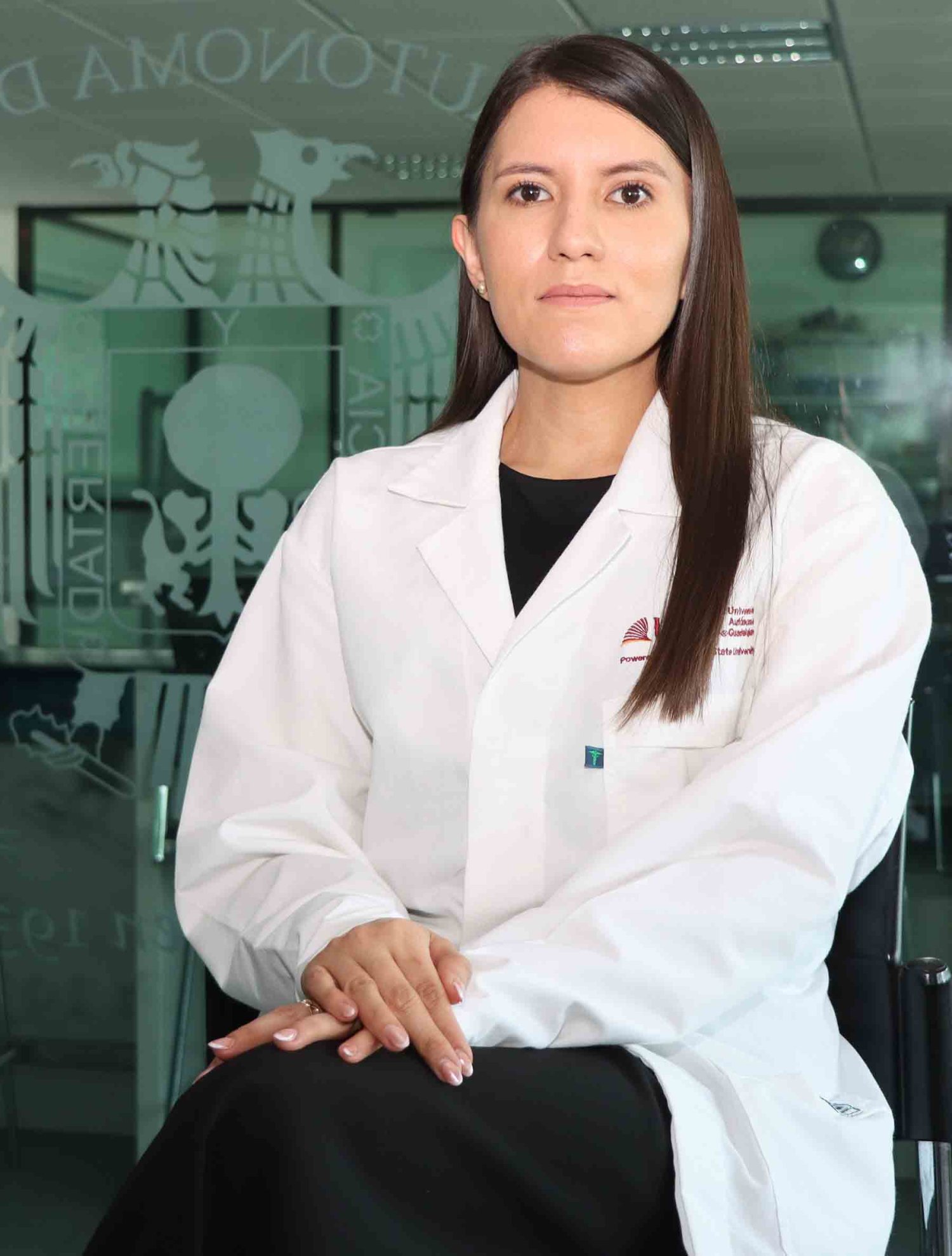 la dra karina sandoval desarolla nuevos materiales y proyectos de quimica verde para el tratamiento del agua