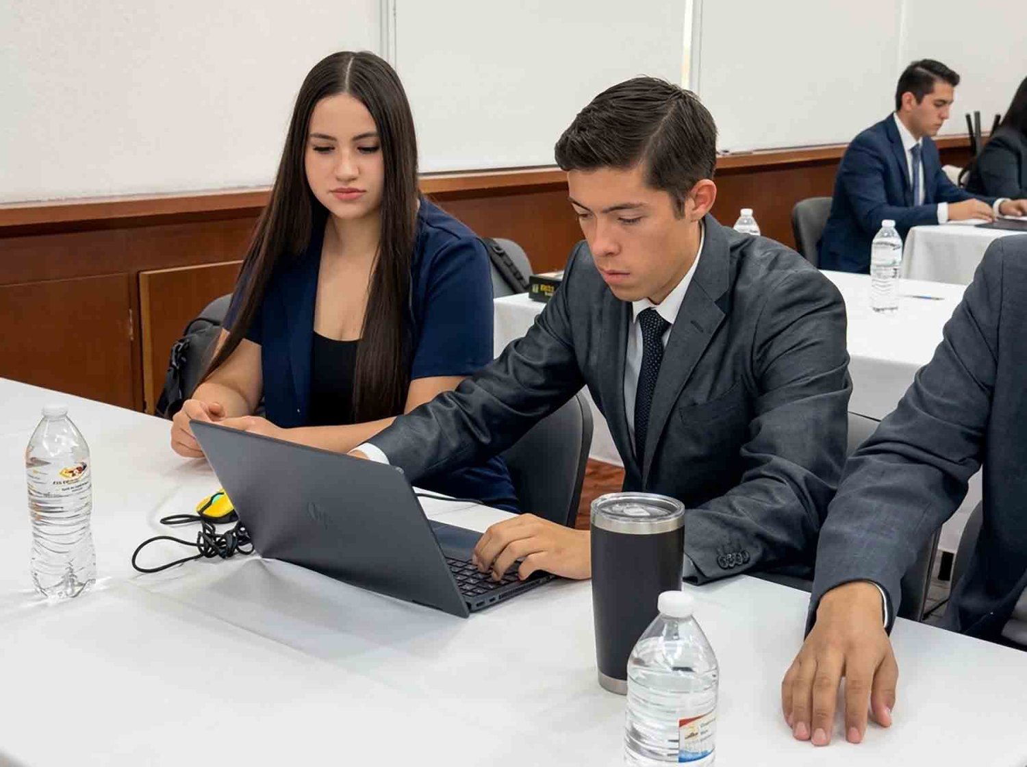 los estudiantes pusieron a prueba sus conocimientos en el evento