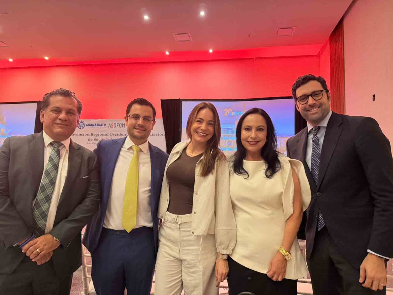 Directivos y académicos de la UAG participaron en el evento.