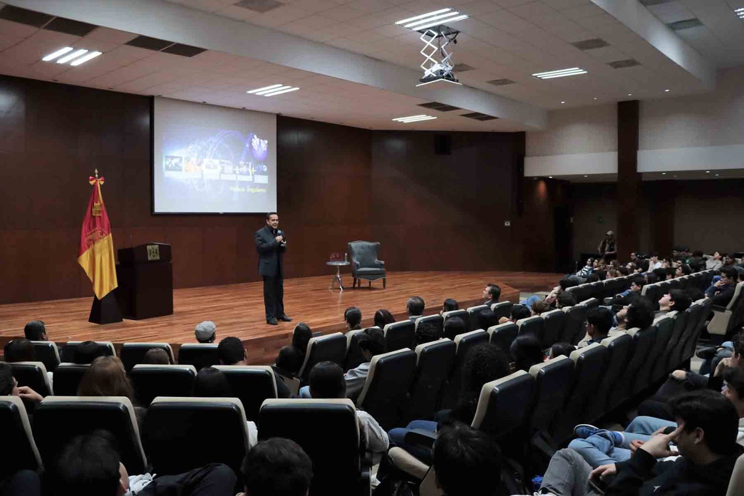 este ano el tema del congreso fue la etica empresarial en la era digital
