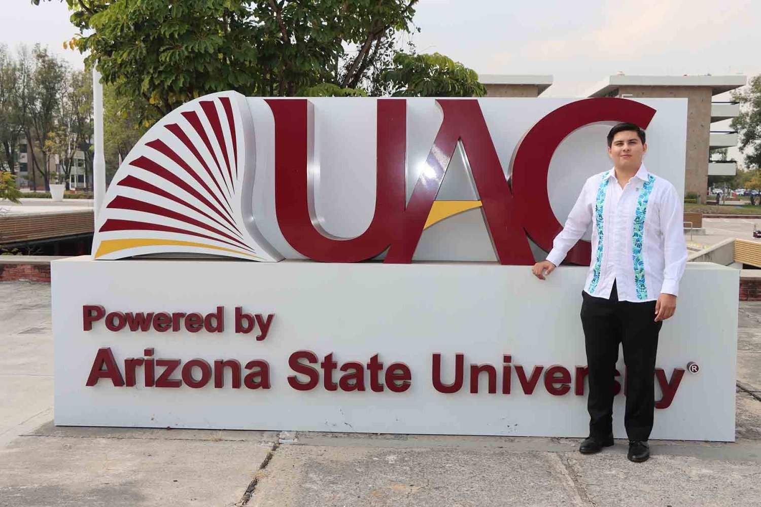 como parte de su formacion hara un intercambio en la universidad antonio de nebrija en madrid espana