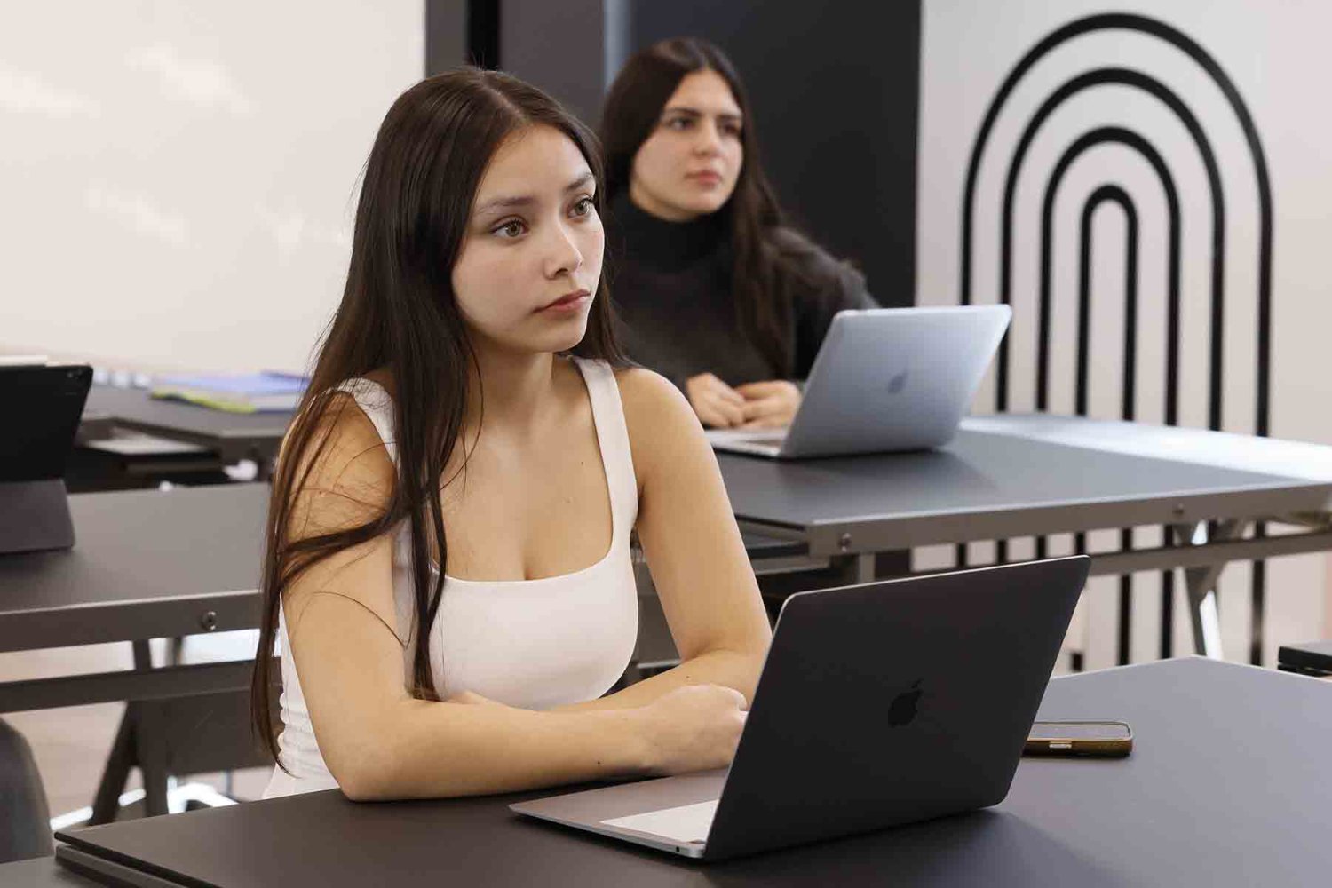 la uag ofrece todo un ambiente para formar a los disenadores de interiores y paisajismo