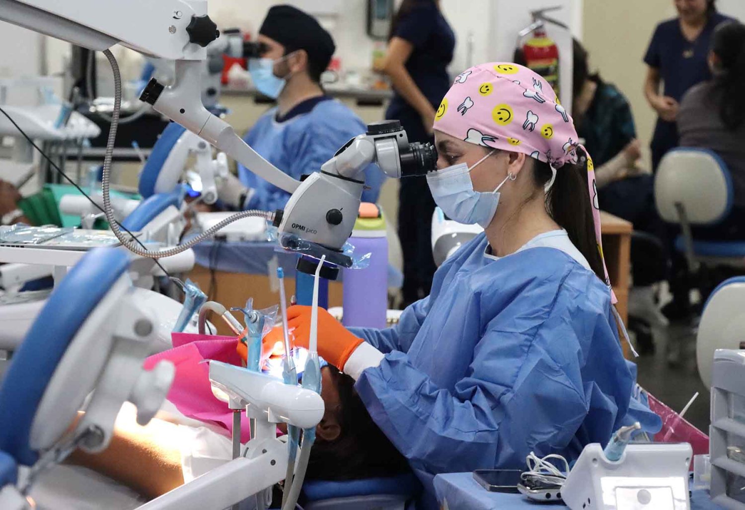 Uno de los lugares que conocieron fue la Clínica de Odontología