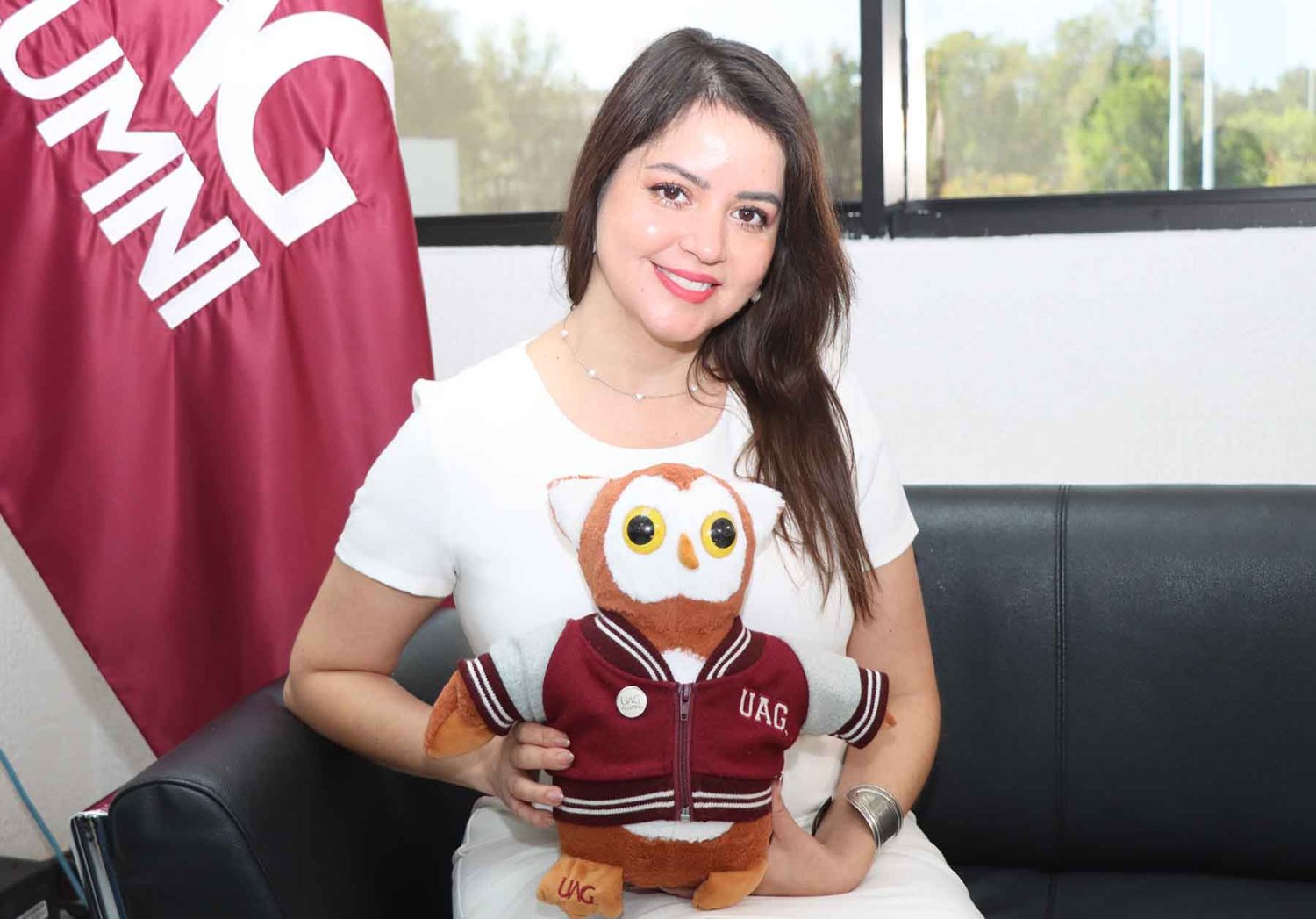 en su experiencia profesional la egresada de la uag cuenta con experiencia en varios paises