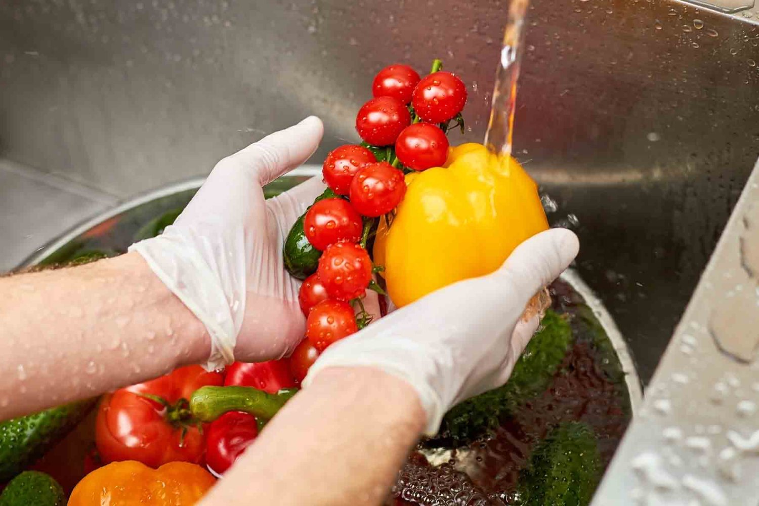 como se lavan las frutas y verduras
