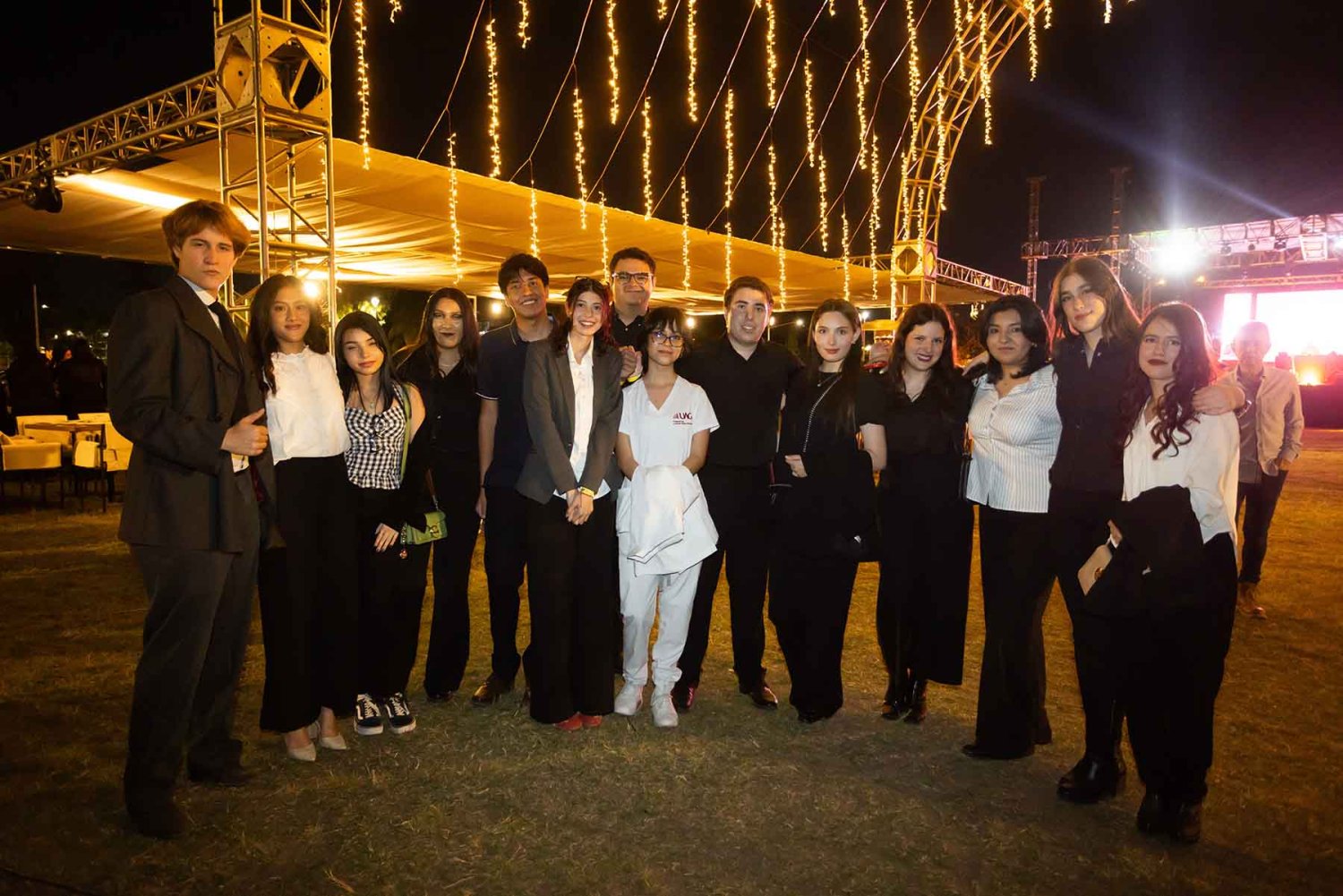 Alumnos de la UAG disfrutaron de la celebración de la velada con verbena