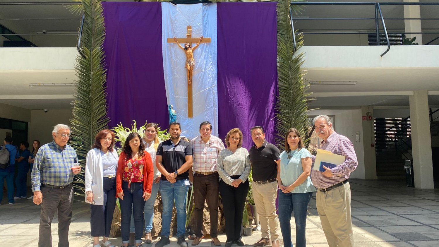presentan proyecto de uag alumni a egresados de panama
