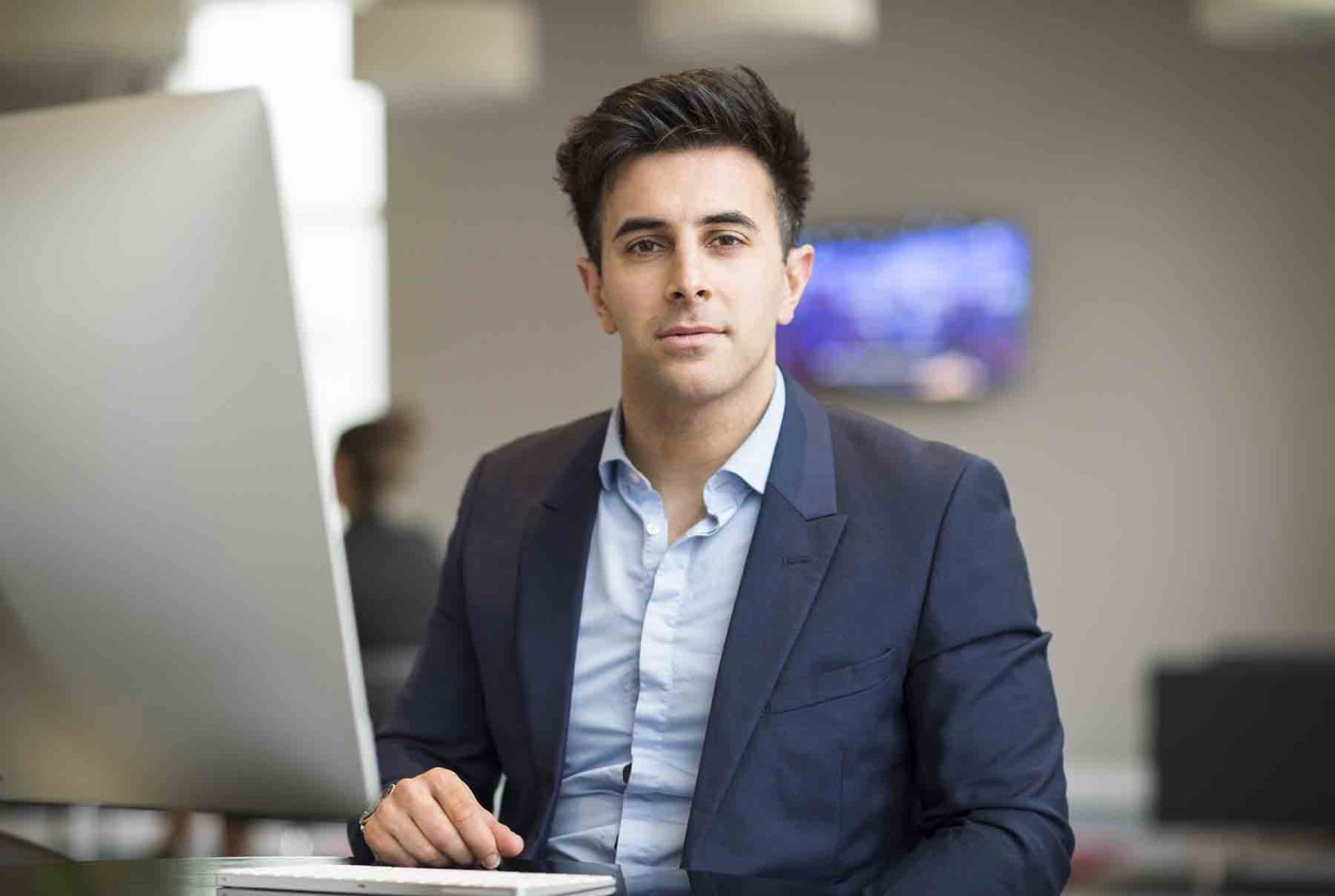 los estudiantes y egresados deben trabajar en construir una buena reputacion digital