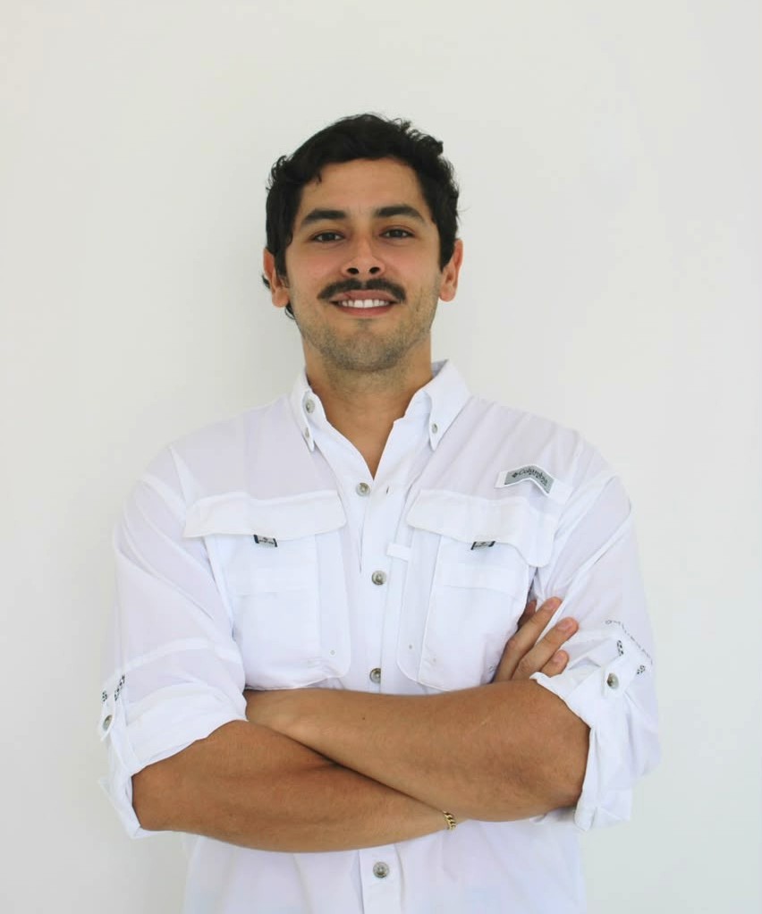 carlos cevallos estudio la maestria en energia renovable en la uag