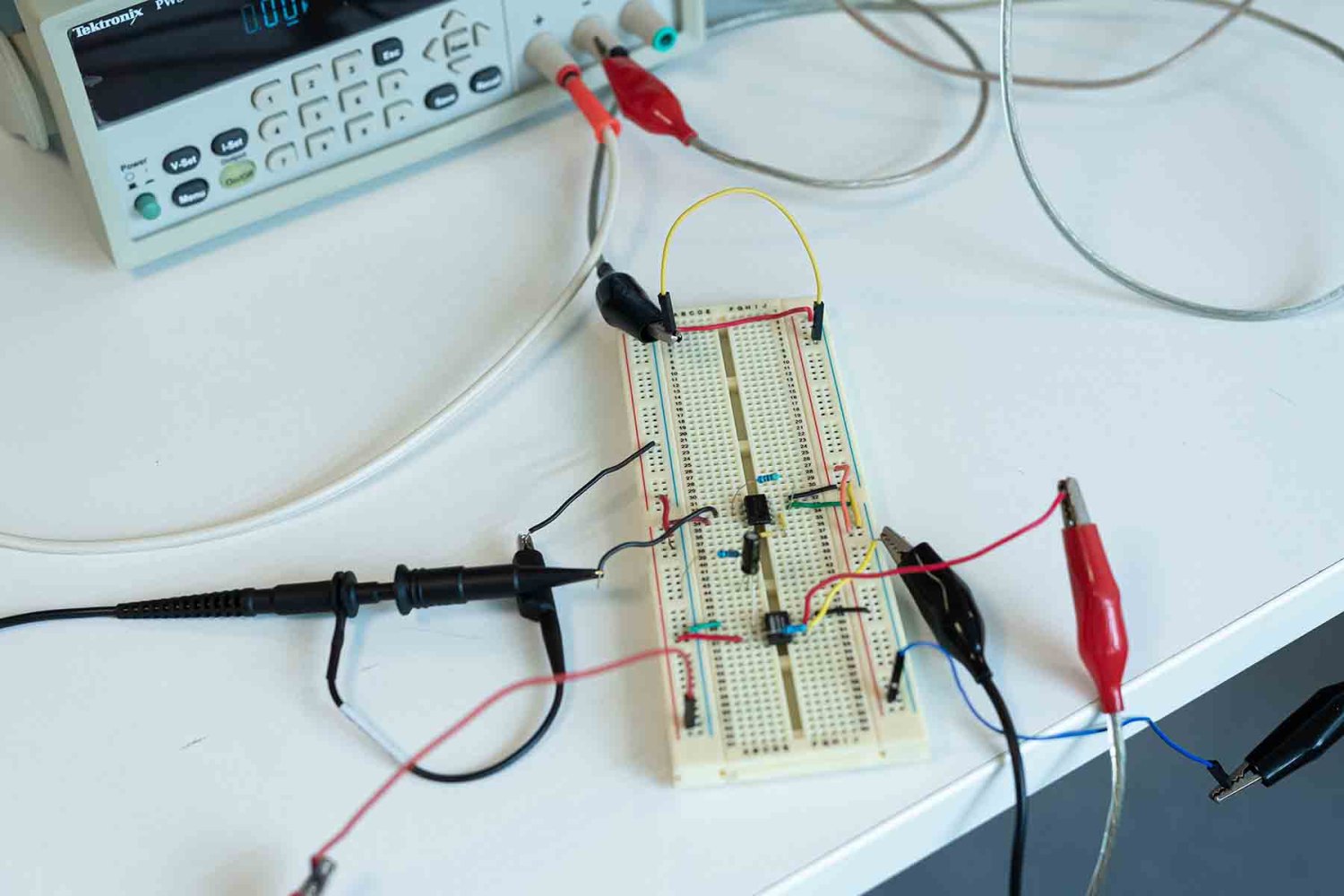 donde puede trabajar un egresado de ingenieria en electronica biomedica